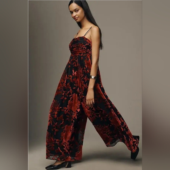 Anthropologie Pants - Anthropologie Hutch Mabel Red Black Floral Velvet Jumpsuit Size XL Wide Leg